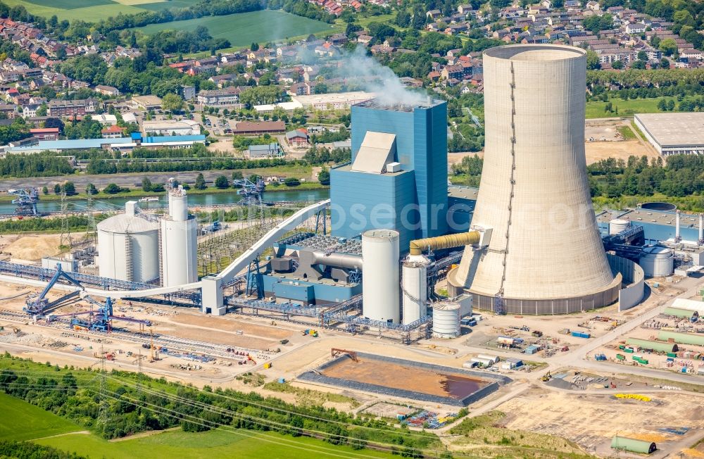 Aerial photograph Datteln - Power plants and exhaust towers of coal thermal power station Datteln 4 Uniper Kraftwerk Im Loeringhof in Datteln in the state North Rhine-Westphalia, Germany