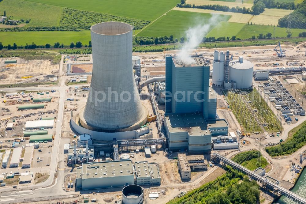 Datteln from above - Power plants and exhaust towers of coal thermal power station Datteln 4 Uniper Kraftwerk Im Loeringhof in Datteln in the state North Rhine-Westphalia, Germany