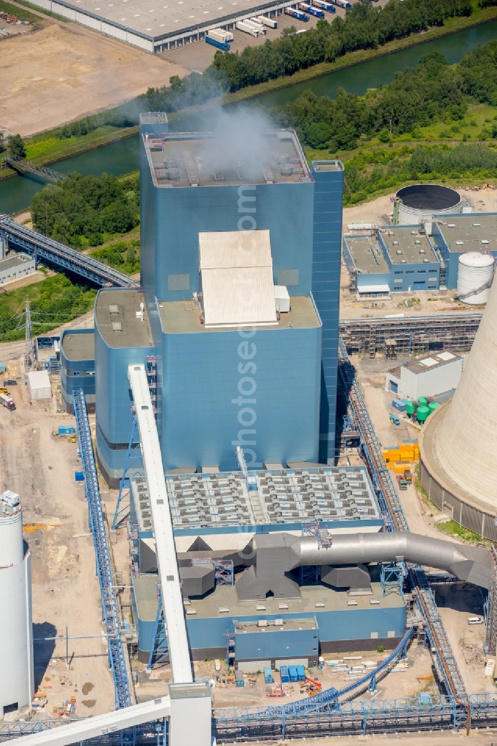 Aerial photograph Datteln - Power plants and exhaust towers of coal thermal power station Datteln 4 Uniper Kraftwerk Im Loeringhof in Datteln in the state North Rhine-Westphalia, Germany