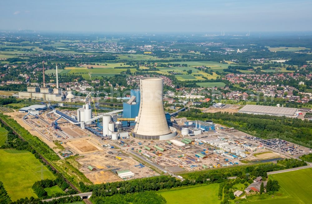 Aerial image Datteln - Power plants and exhaust towers of coal thermal power station Datteln 4 Uniper Kraftwerk Im Loeringhof in Datteln in the state North Rhine-Westphalia, Germany