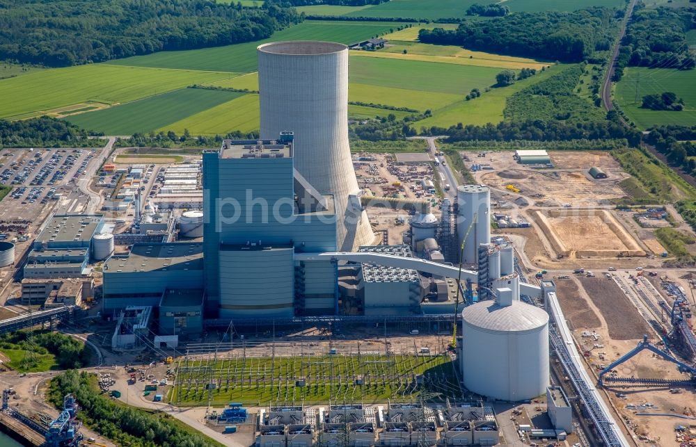 Datteln from above - Power plants and exhaust towers of coal thermal power station Datteln 4 Uniper Kraftwerk Im Loeringhof in Datteln in the state North Rhine-Westphalia, Germany