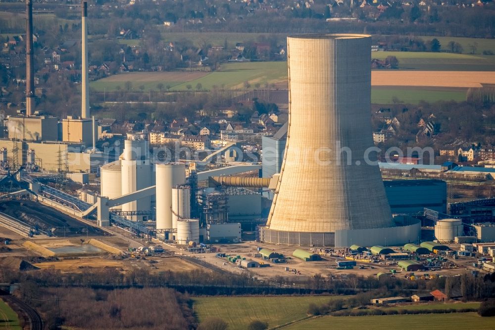 Aerial photograph Datteln - Power plants and exhaust towers of coal thermal power station Datteln 4 Uniper Kraftwerk Im Loeringhof in Datteln in the state North Rhine-Westphalia, Germany