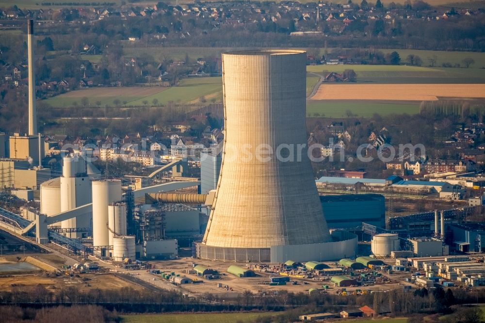 Datteln from above - Power plants and exhaust towers of coal thermal power station Datteln 4 Uniper Kraftwerk Im Loeringhof in Datteln in the state North Rhine-Westphalia, Germany