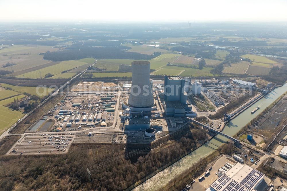 Datteln from the bird's eye view: Power plants and exhaust towers of coal thermal power station Datteln 4 Uniper Kraftwerk Im Loeringhof in Datteln in the state North Rhine-Westphalia, Germany