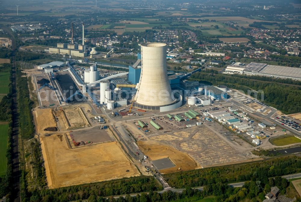 Datteln from above - Power plants and exhaust towers of coal thermal power station Datteln 4 Uniper Kraftwerk Im Loeringhof in Datteln in the state North Rhine-Westphalia, Germany