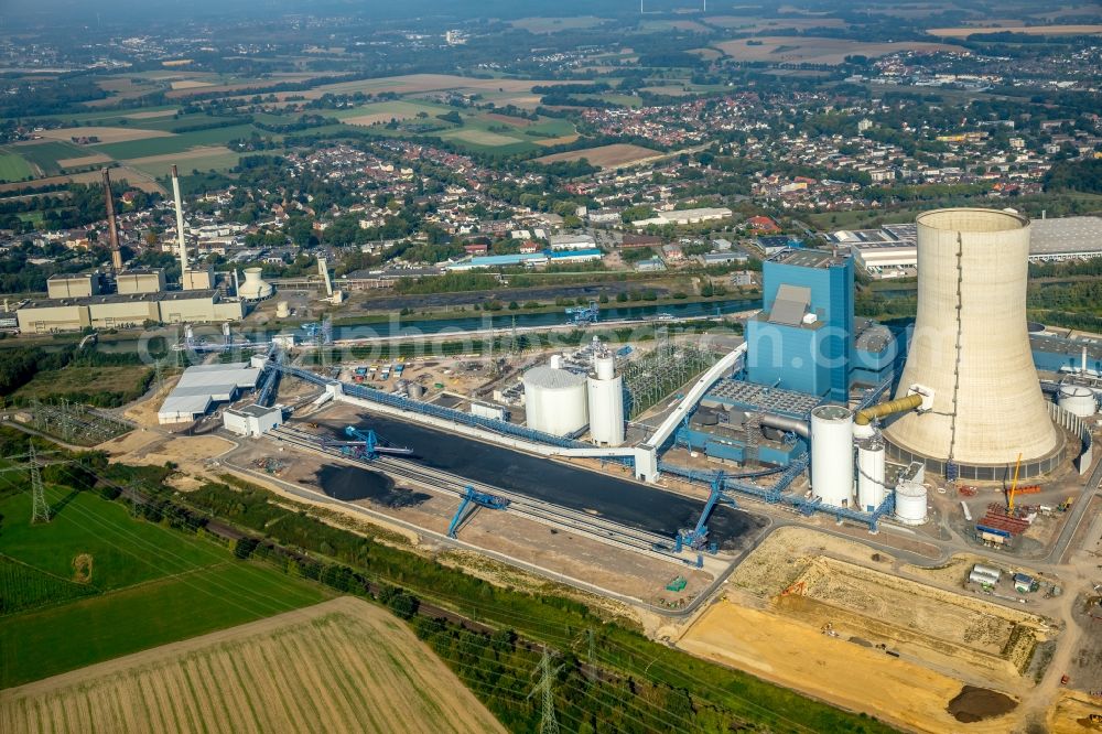 Aerial image Datteln - Power plants and exhaust towers of coal thermal power station Datteln 4 Uniper Kraftwerk Im Loeringhof in Datteln in the state North Rhine-Westphalia, Germany