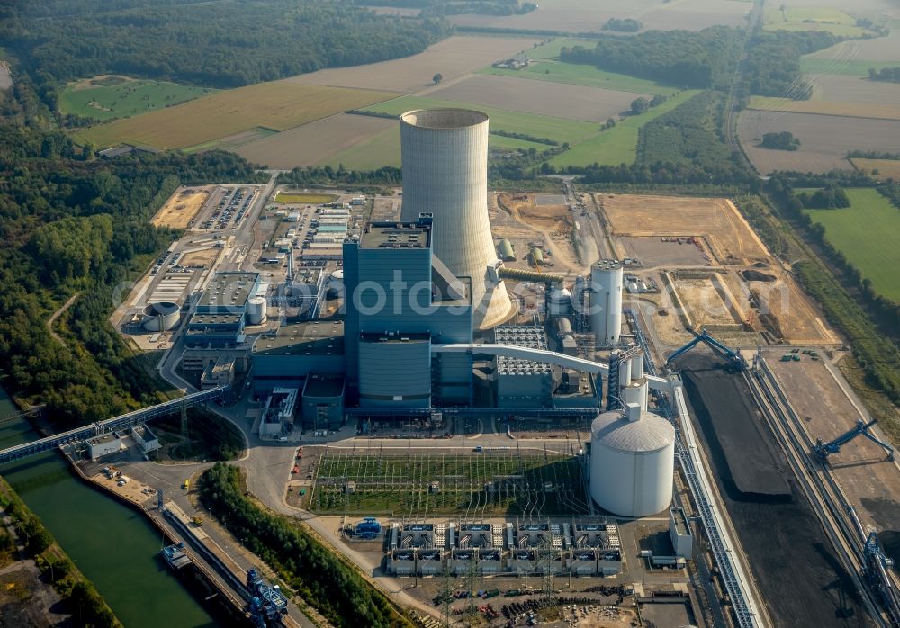 Datteln from above - Power plants and exhaust towers of coal thermal power station Datteln 4 Uniper Kraftwerk Im Loeringhof in Datteln in the state North Rhine-Westphalia, Germany