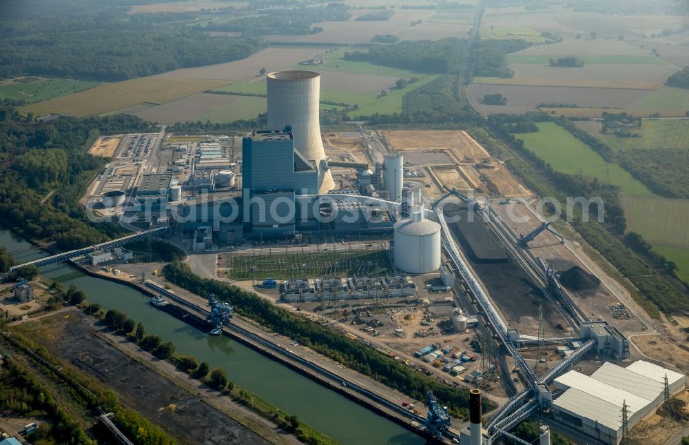 Aerial photograph Datteln - Power plants and exhaust towers of coal thermal power station Datteln 4 Uniper Kraftwerk Im Loeringhof in Datteln in the state North Rhine-Westphalia, Germany