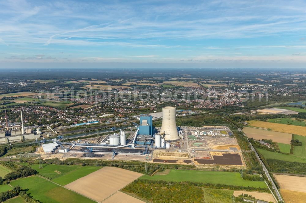 Datteln from the bird's eye view: Power plants and exhaust towers of coal thermal power station Datteln 4 Uniper Kraftwerk Im Loeringhof in Datteln in the state North Rhine-Westphalia, Germany