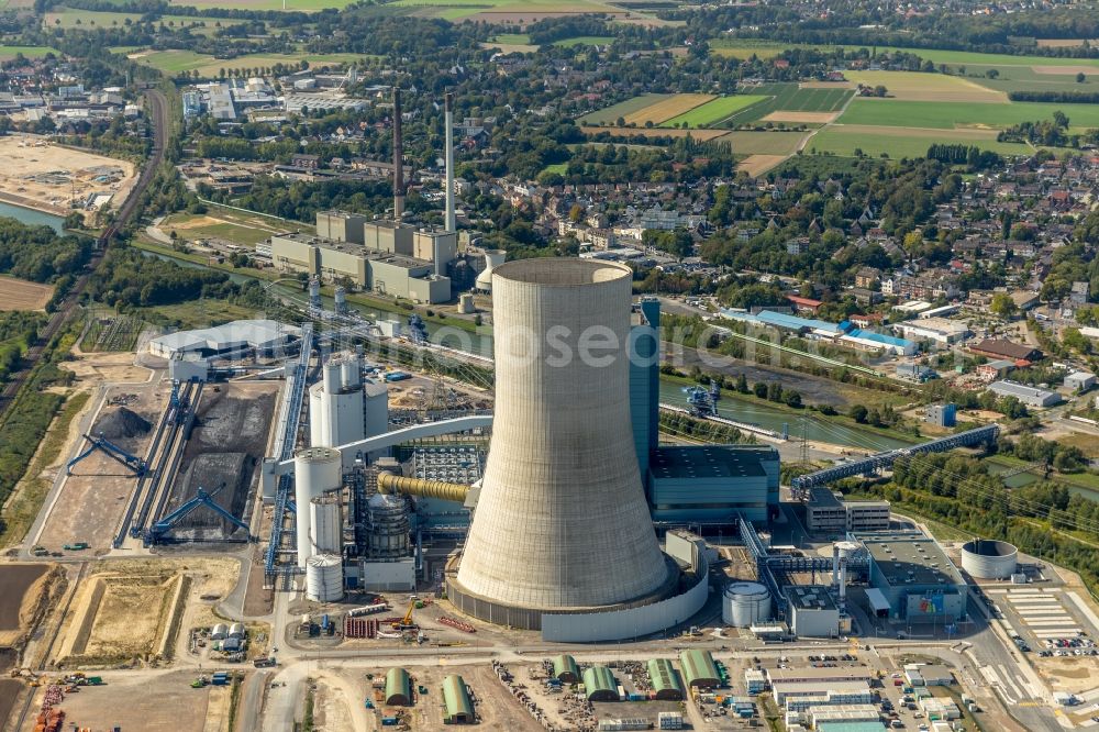 Aerial image Datteln - Power plants and exhaust towers of coal thermal power station Datteln 4 Uniper Kraftwerk Im Loeringhof in Datteln in the state North Rhine-Westphalia, Germany