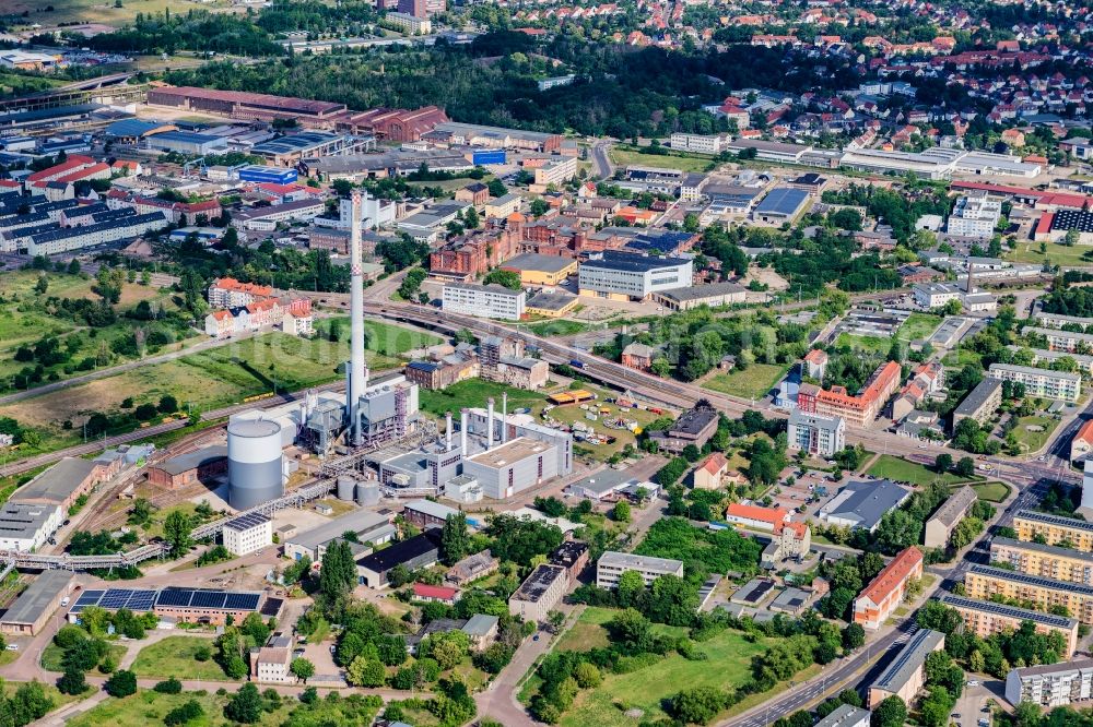 Aerial image Dessau - Power plants and exhaust towers of coal thermal power station Stadtwerke Dessau in Dessau in the state Saxony-Anhalt, Germany