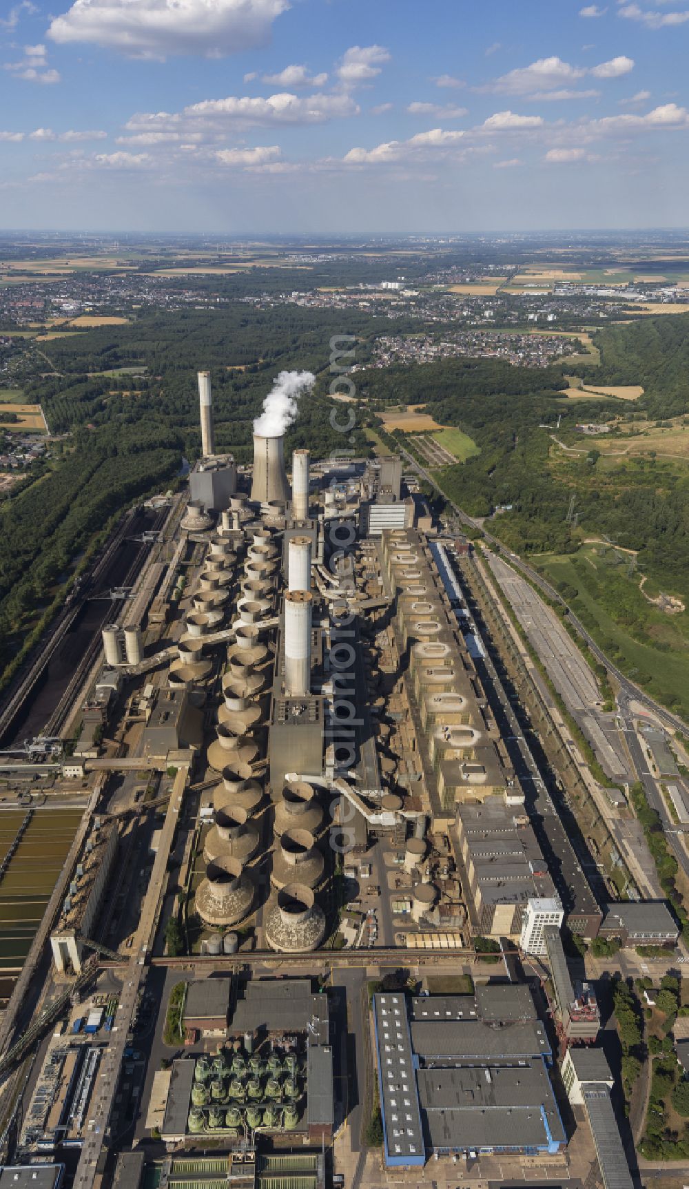 Frimmersdorf from above - Power plants and exhaust towers of coal thermal power station on street Energiestrasse in Frimmersdorf at Ruhrgebiet in the state North Rhine-Westphalia, Germany