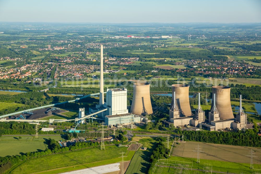 Aerial image Stockum - Power plants and exhaust towers of the coal-fired cogeneration plant RWE Power AG Kraftwerk Gersteinwerk on Hammer Strasse in Stockum at Ruhrgebiet in the state North Rhine-Westphalia, Germany