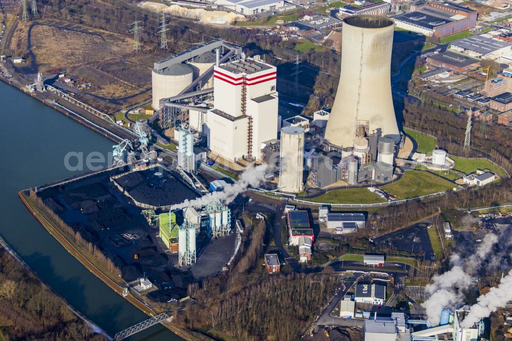 Aerial photograph Lünen - Power plant facilities of the coal-fired combined heat and power plant and Kohlekraftwerk Luenen GmbH & Co. KG power plant Luenen-Stummhafen of Trianel in Luenen in the Ruhr area in the federal state of North Rhine-Westphalia - NRW, Germany