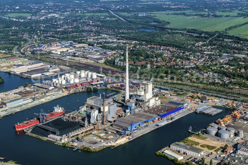 Bremen from the bird's eye view: Power plants and exhaust towers of coal thermal power station in the district Groepelingen in Bremen, Germany