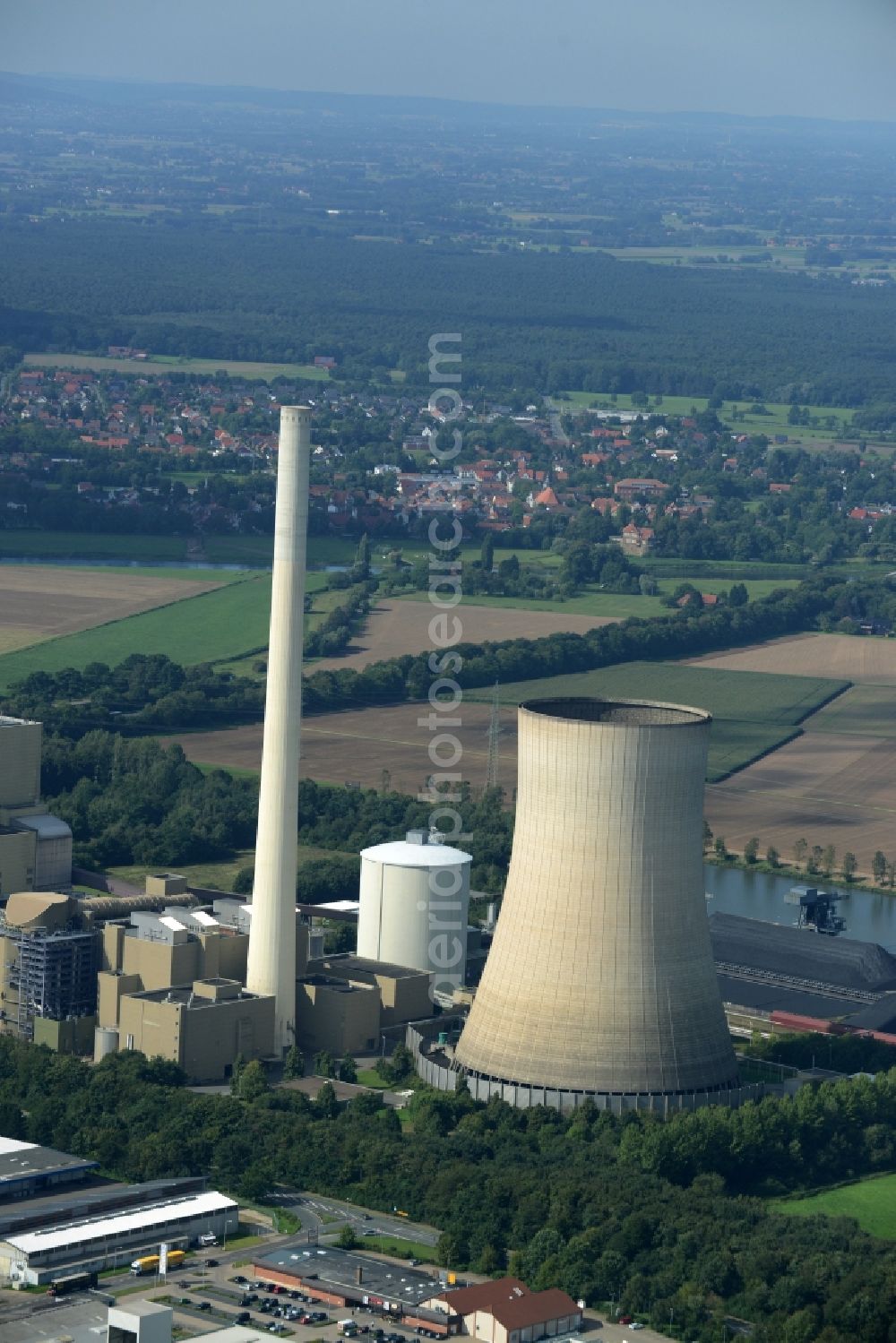 Petershagen from above - Power plants and exhaust towers of coal thermal power station in Petershagen in the state North Rhine-Westphalia