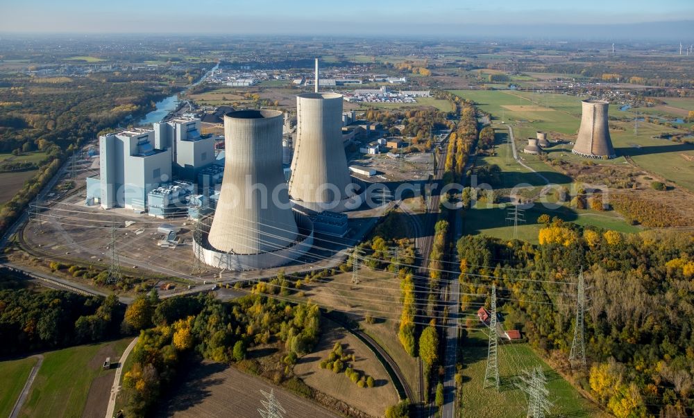 Hamm from above - Power plants and exhaust towers of coal thermal power station of RWE Power in the Schmehausen part of Hamm in the state of North Rhine-Westphalia