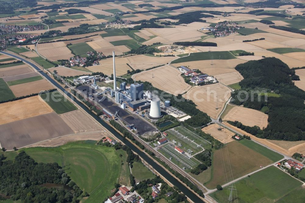 Aerial image Zolling - Power plants and exhaust towers of coal thermal power station in Zolling in the state Bavaria