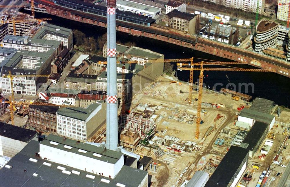 Aerial photograph Berlin - 26.03.1995 Kraftwerksneubaustelle an der Holzmarktstraße in Berlin-Mitte