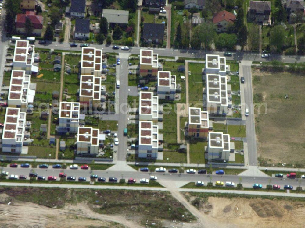 Aerial photograph Berlin - Berlin-Falkenberg bei Grünau Krankenhaus Hedwigshöhe in Berlin-Falkenberg (Bohnsdorf / Treptow).Postanschrift: Krankenhaus Hedwigshöhe Buntzelstraße 36,12526 Berlin, Tel.: 0 30 - 67 41 - 0 Fax: 0 30 - 67 41 22 49 E-mail: hedwigshoehe@alexius.de Verwaltung: Gesellschaften der Alexianerbrüder Krausnickstraße 12a,10115 Berlin, Tel.: 0 30 - 23 11 25 38 Fax: 0 30 - 23 11 24 52 E-mail: gf.sekretariat@alexius.de