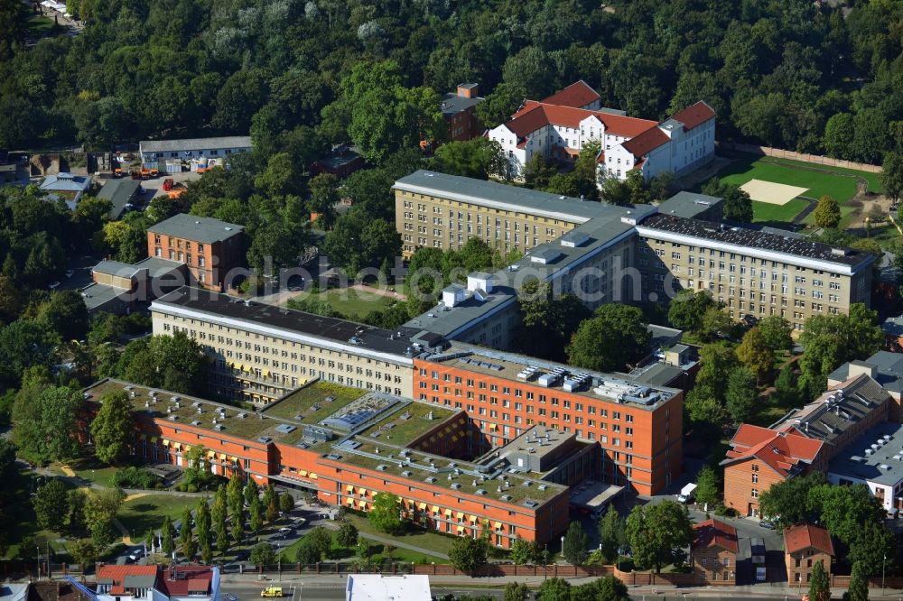 Aerial photograph Berlin - Hospital Vivantes clinical centre in Friedrichshain in Berlin