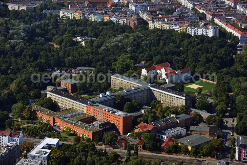 Aerial image Berlin - Hospital Vivantes clinical centre in Friedrichshain in Berlin