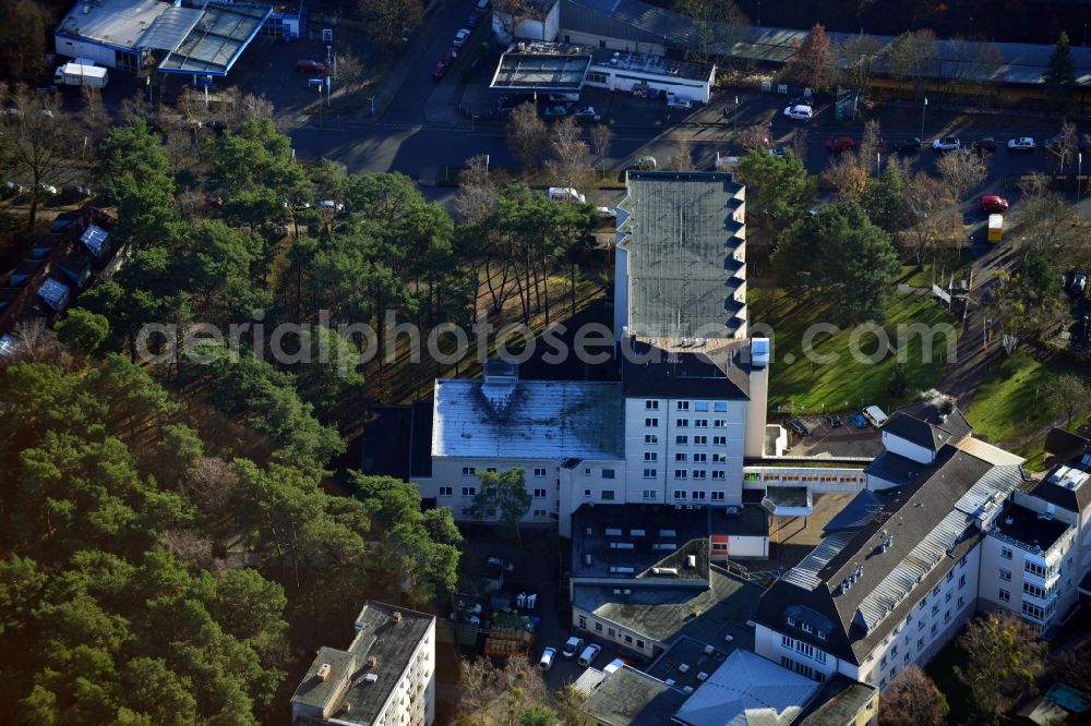 Berlin OT Zehlendorf from above - View of the hospital Waldfriede in the district of Zehlendorf in Berlin