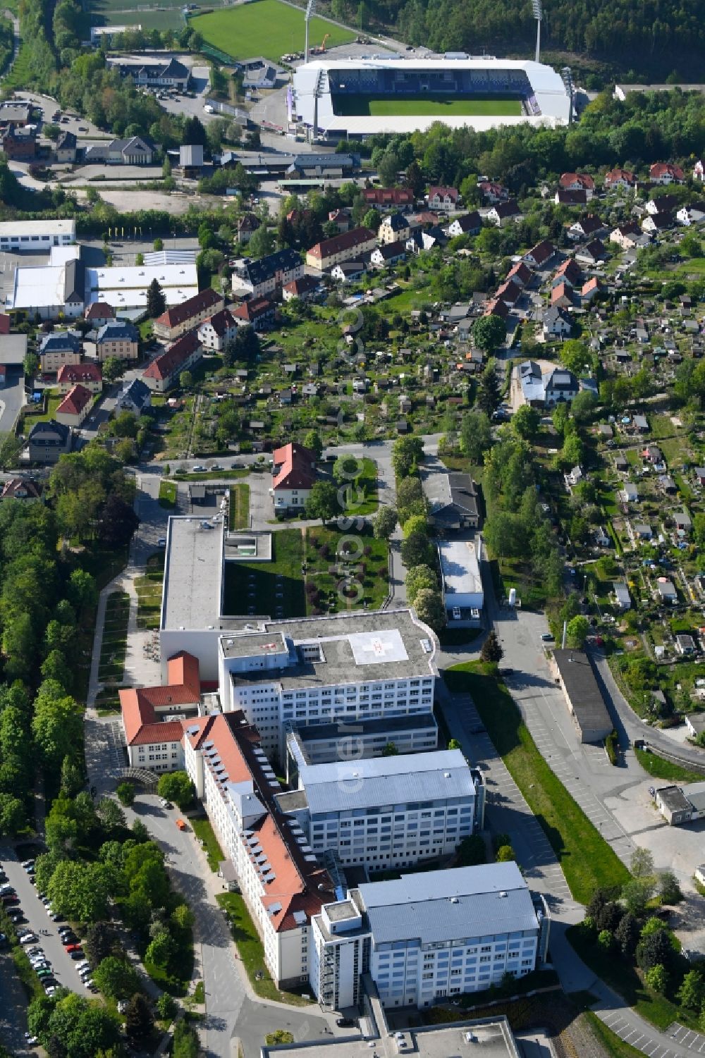 Aerial photograph Aue - Hospital grounds of the Clinic Helios Klinikum Aue on Gartenstrasse in Aue in the state Saxony, Germany