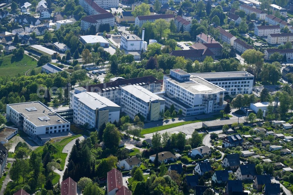 Aerial image Aue - Hospital grounds of the Clinic Helios Klinikum Aue on Gartenstrasse in Aue in the state Saxony, Germany