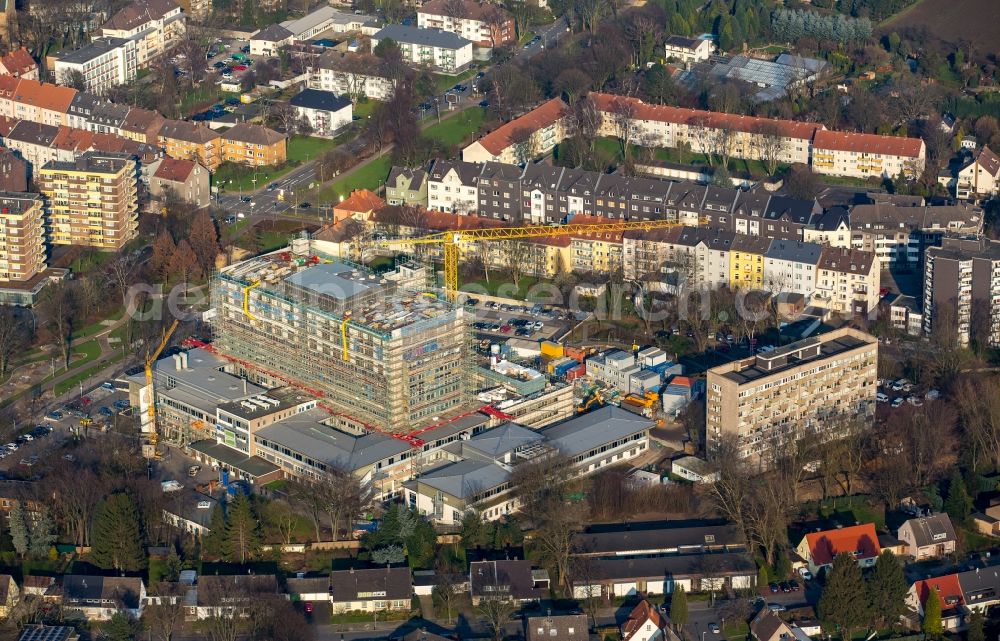 Herne from above - Construction site for a new extension to the hospital grounds Marie Hospital Herne Department of Gastroenterology and Interdisciplinary Endoscopy on Hoelkeskampring in Herne in the state North Rhine-Westphalia