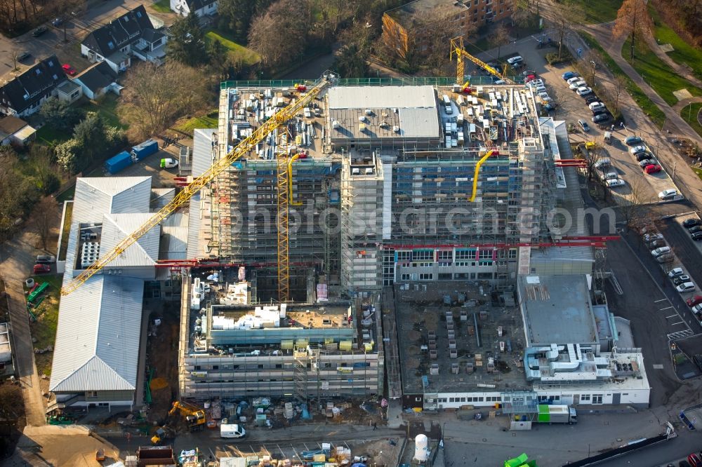 Herne from above - Construction site for a new extension to the hospital grounds Marie Hospital Herne Department of Gastroenterology and Interdisciplinary Endoscopy on Hoelkeskampring in Herne in the state North Rhine-Westphalia