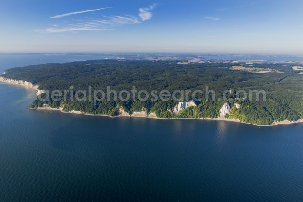 Aerial photograph Stubbenkammer - Wooded chalk cliffs and cliff landscape in the Jasmund National Park on the cliffs on the Baltic Sea in Stubbenkammer on the island of Ruegen in the state Mecklenburg-West Pomerania, Germany