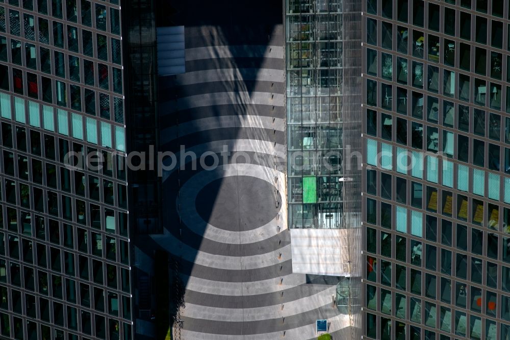 Aerial image München - Circular surface - Place between den HighLight Towers in the district Schwabing-Freimann in Munich in the state Bavaria, Germany