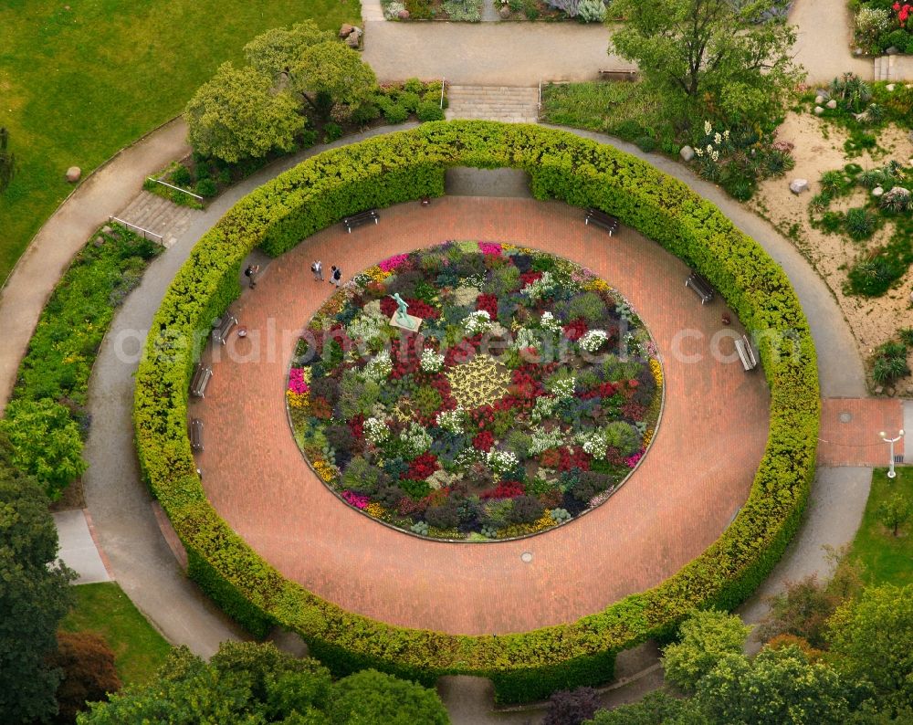 Essen from the bird's eye view: Circular Garden in Grugapark in Essen in North Rhine-Westphalia