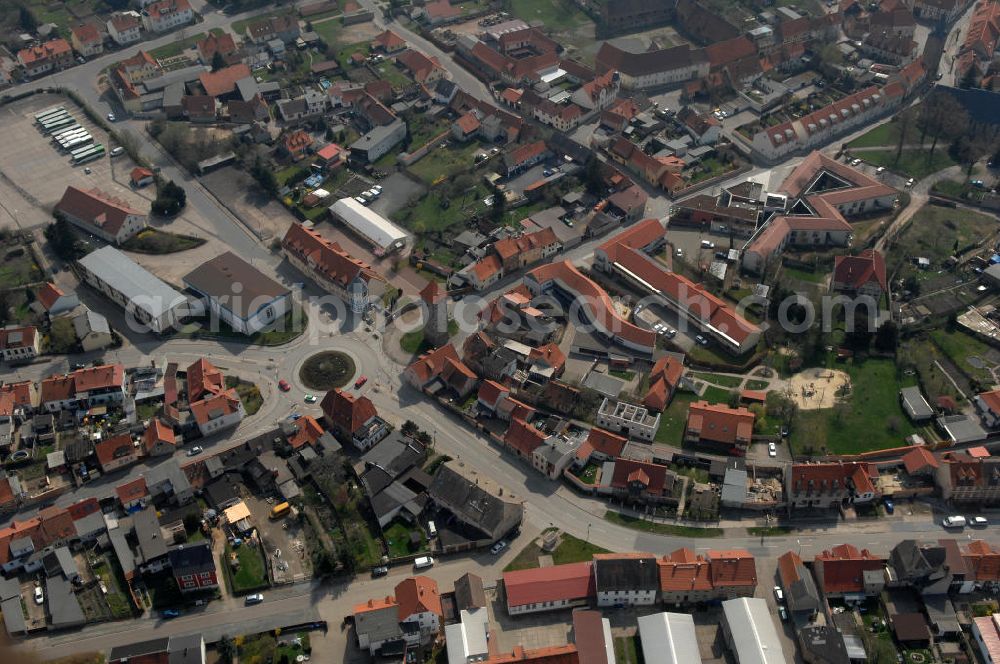 Ballenstedt from the bird's eye view: Blick auf einen Kreisverkehr an dem sich die Hoymer Straße, Lange Straße, Grabenstraße, Marienstraße und Badedorner Straße kreuzen. Der Kreisverkehr trifft sich im historischen Stadtkern von Ballenstedt.