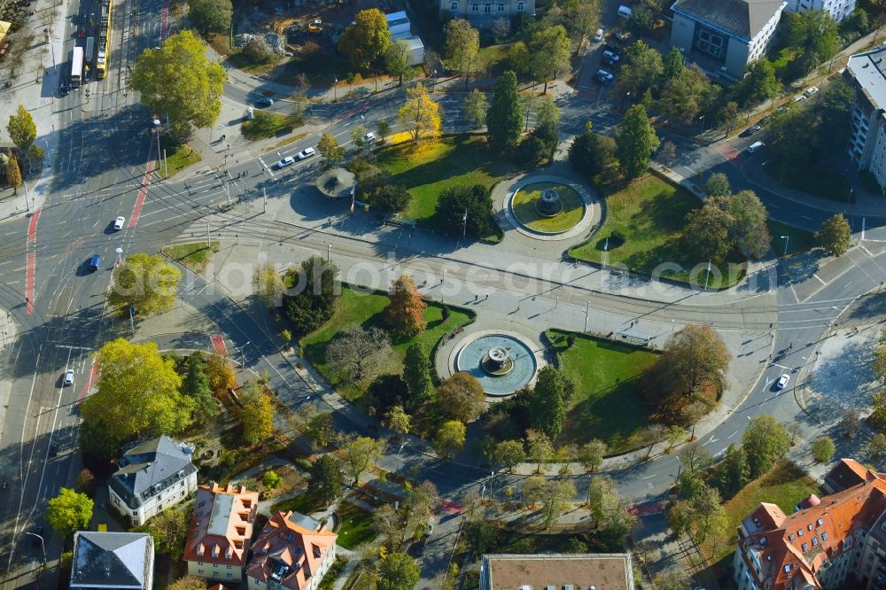 Aerial image Dresden - Traffic management of the roundabout road on Albertplatz in the district Cossebaude in Dresden in the state Saxony, Germany