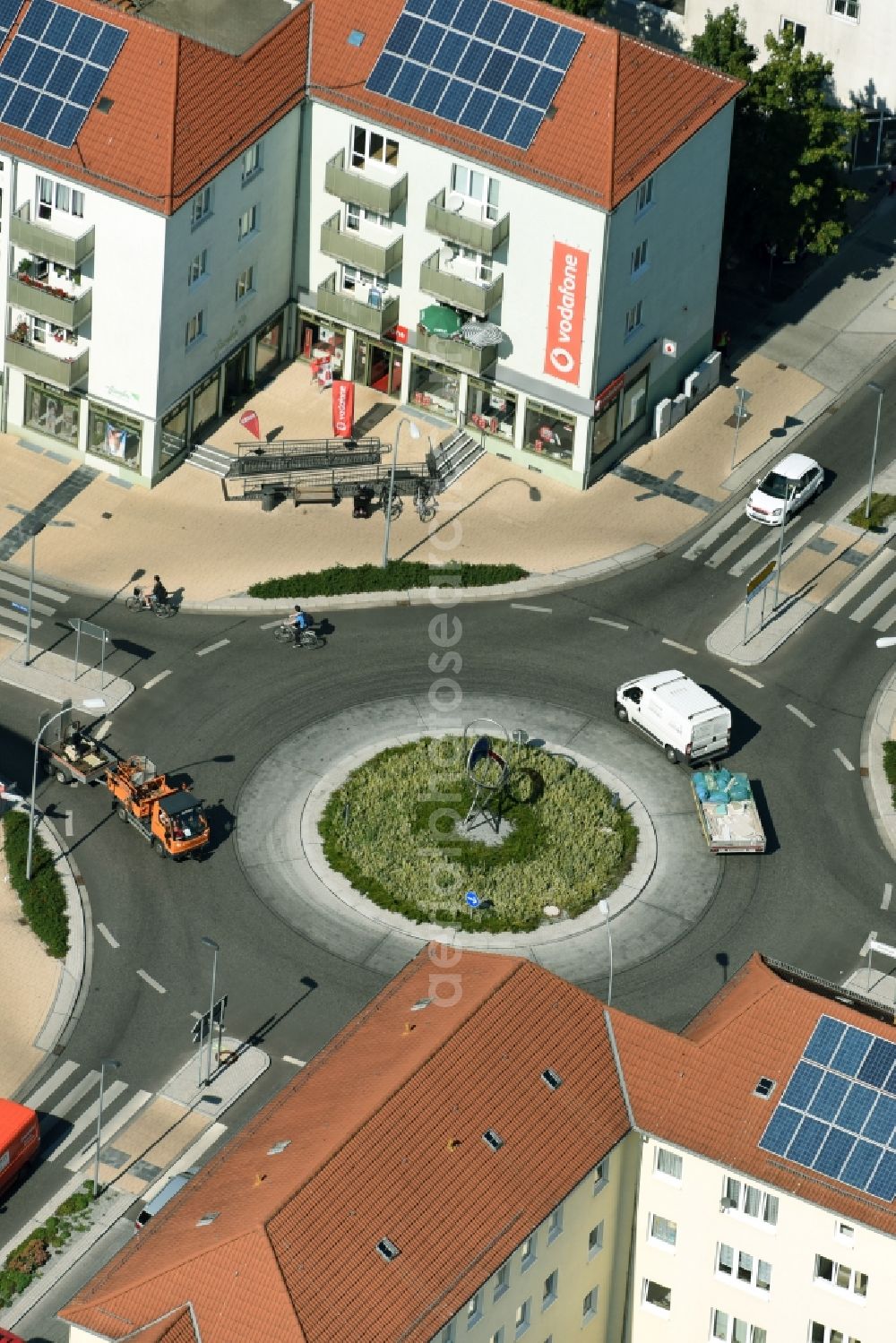 Rathenow from above - Traffic management of the roundabout of the roads Berliner Strasse, Fehrbelliner Strasse and Brandenburger Strasse in Rathenow in the state Brandenburg