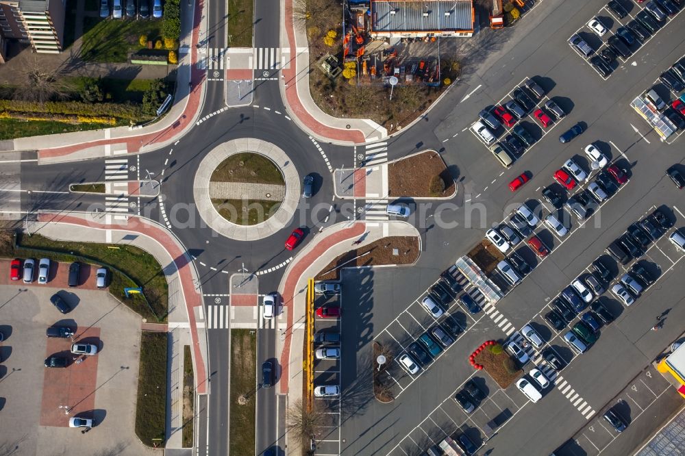 Herne from above - Traffic management of the roundabout road in Herne in the state North Rhine-Westphalia