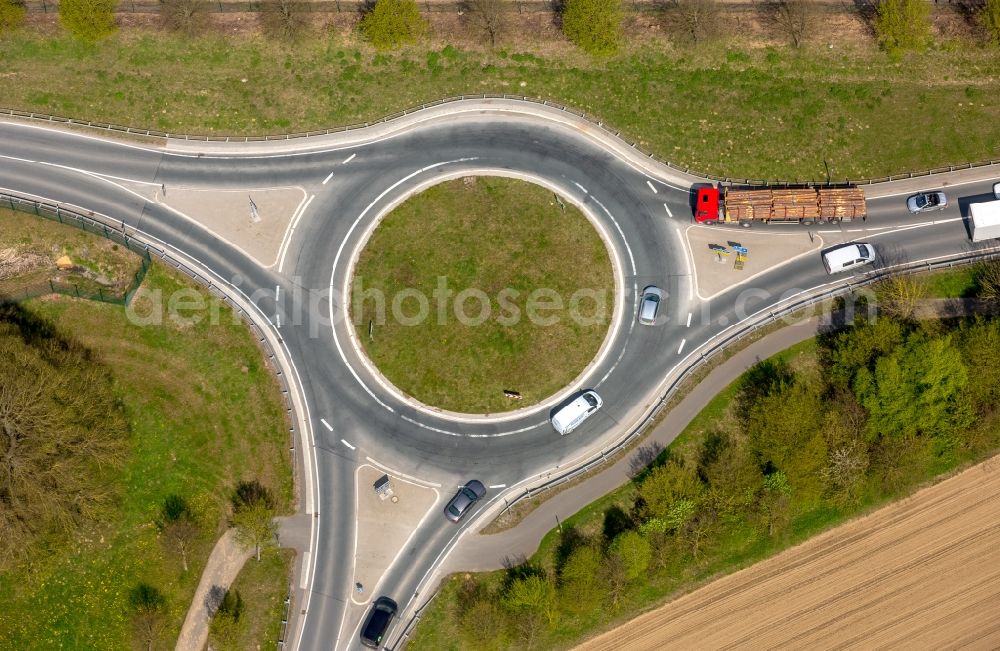 Aerial photograph Brilon - Traffic management of the roundabout road B7 - B251 in Brilon in the state North Rhine-Westphalia