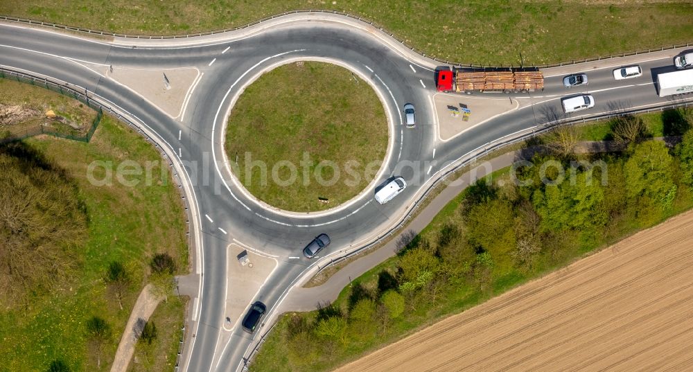 Brilon from above - Traffic management of the roundabout road B7 - B251 in Brilon in the state North Rhine-Westphalia