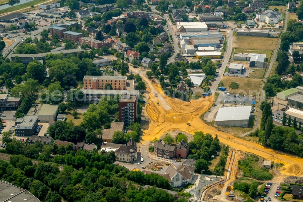 Dorsten from the bird's eye view: Traffic management of the roundabout road on street Bismarckstrasse - Am Gueterbahnhof - Am Holzplatz in the district Hervest in Dorsten at Ruhrgebiet in the state North Rhine-Westphalia, Germany