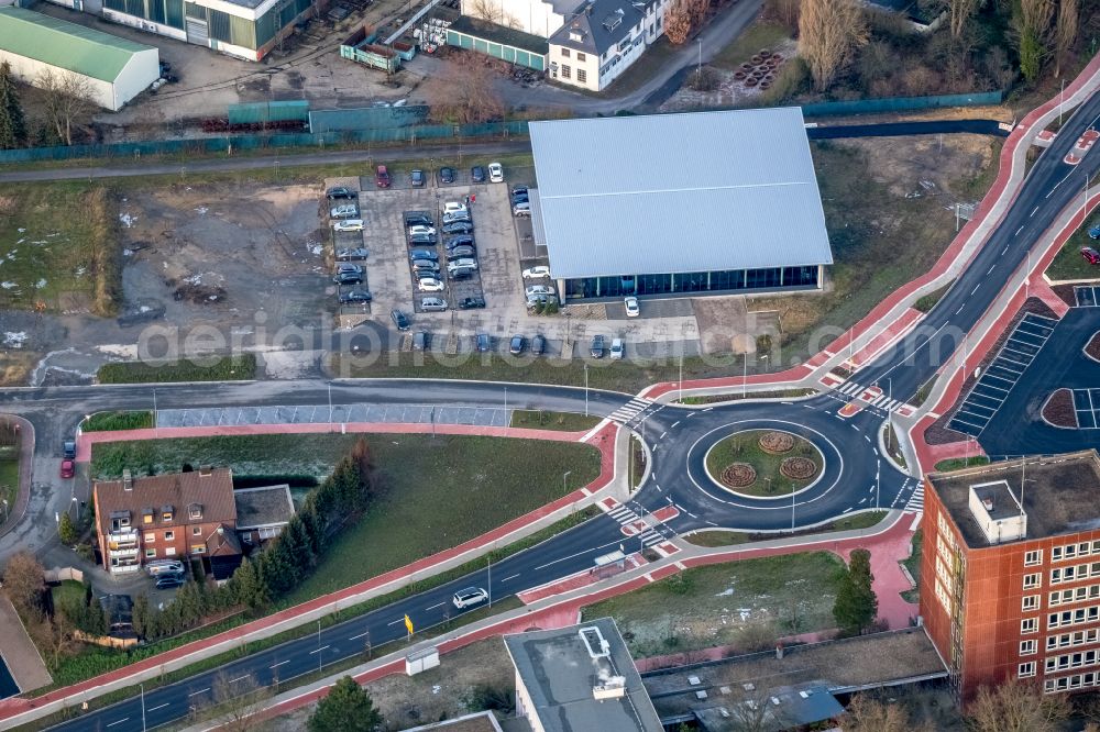 Aerial photograph Dorsten - Traffic management of the roundabout road on street Bismarckstrasse - Am Gueterbahnhof - Am Holzplatz in the district Hervest in Dorsten at Ruhrgebiet in the state North Rhine-Westphalia, Germany