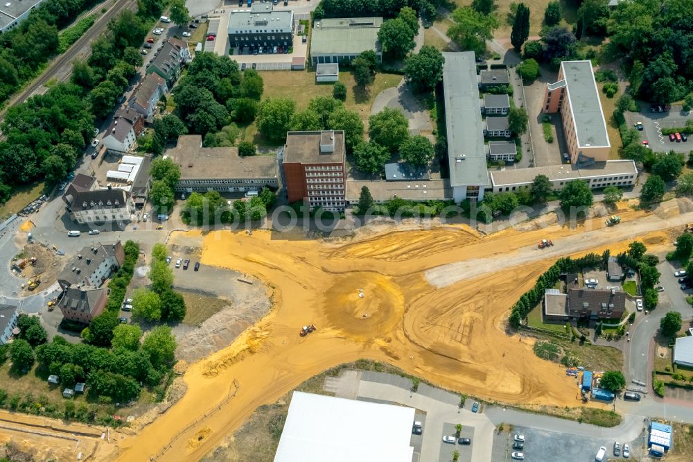 Dorsten from the bird's eye view: Traffic management of the roundabout road on street Bismarckstrasse - Am Gueterbahnhof - Am Holzplatz in the district Hervest in Dorsten at Ruhrgebiet in the state North Rhine-Westphalia, Germany