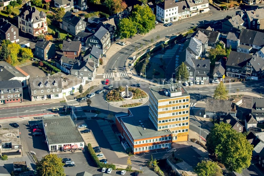 Aerial photograph Siegen - Traffic management of the roundabout road Eiserfeld at the Siegtalstrasse in Siegen in the state North Rhine-Westphalia