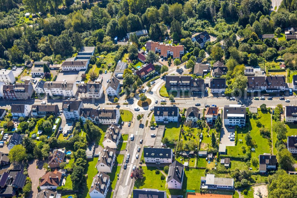 Aerial photograph Gevelsberg - Traffic management of the roundabout road of the Hasslinghauser street and Clemens-Bertram-street in Gevelsberg in the state North Rhine-Westphalia