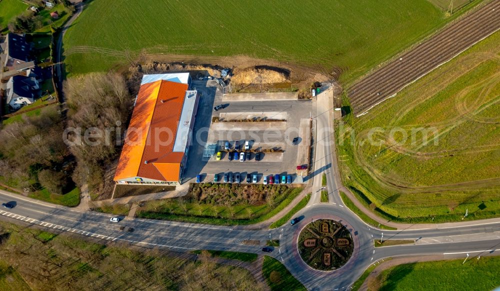 Aerial image Isselburg - Traffic management of the roundabout road mit Heckenemblem Breels - Hahnerfeld in Isselburg in the state North Rhine-Westphalia