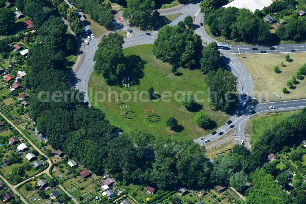 Aerial photograph Hamburg - Traffic management of the roundabout road Horner Kreisel and finish of highway - motorway course of BAB A24 in Hamburg, Germany