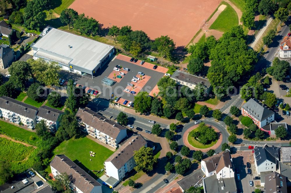 Aerial photograph Gladbeck - Traffic management of the roundabout and road Horster street and Rossheidestreet a Lidl store in Gladbeck in Gladbeck in North Rhine-Westphalia