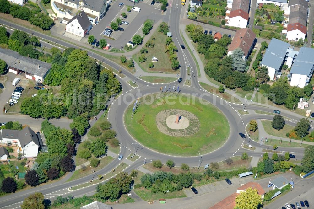 Aerial image Germersheim - Traffic management of the roundabout road on Josef-Probst-Strasse in Germersheim in the state Rhineland-Palatinate