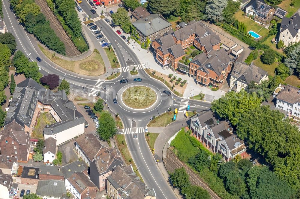 Wetter (Ruhr) from above - Traffic management of the roundabout road on Kaiserstrasse - Friedrichstrasse - Ruhrstrasse in Wetter (Ruhr) in the state North Rhine-Westphalia, Germany